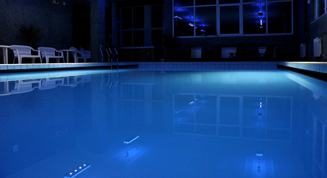 Hotel Petr Bezruc Frýdlant nad Ostravicí Bagian luar foto